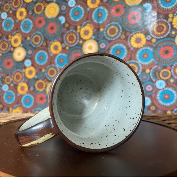 Vintage Floral Speckled Stoneware Mug | Retro Yellow Orange Daisy Ceramic Cup - Picture 6 of 6